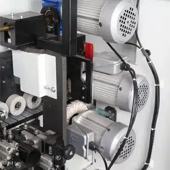 MAX570P 19